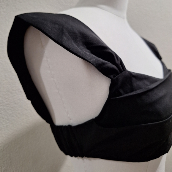 C- SHEIN , S, CROP TOP - Picture 3 of 5